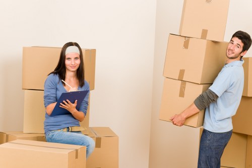 Secure mobile self storage unit for Walthamstow homes